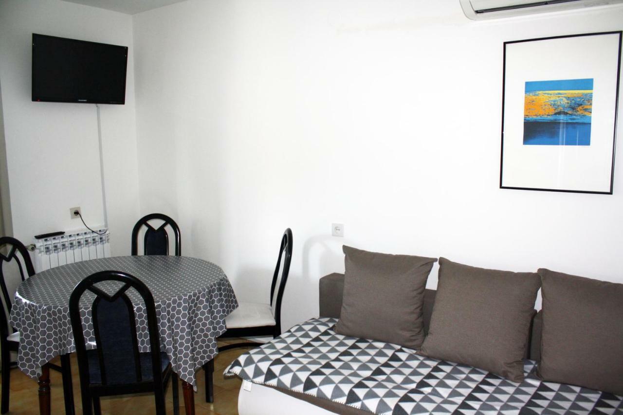 Apartment Vera Umag Exterior foto